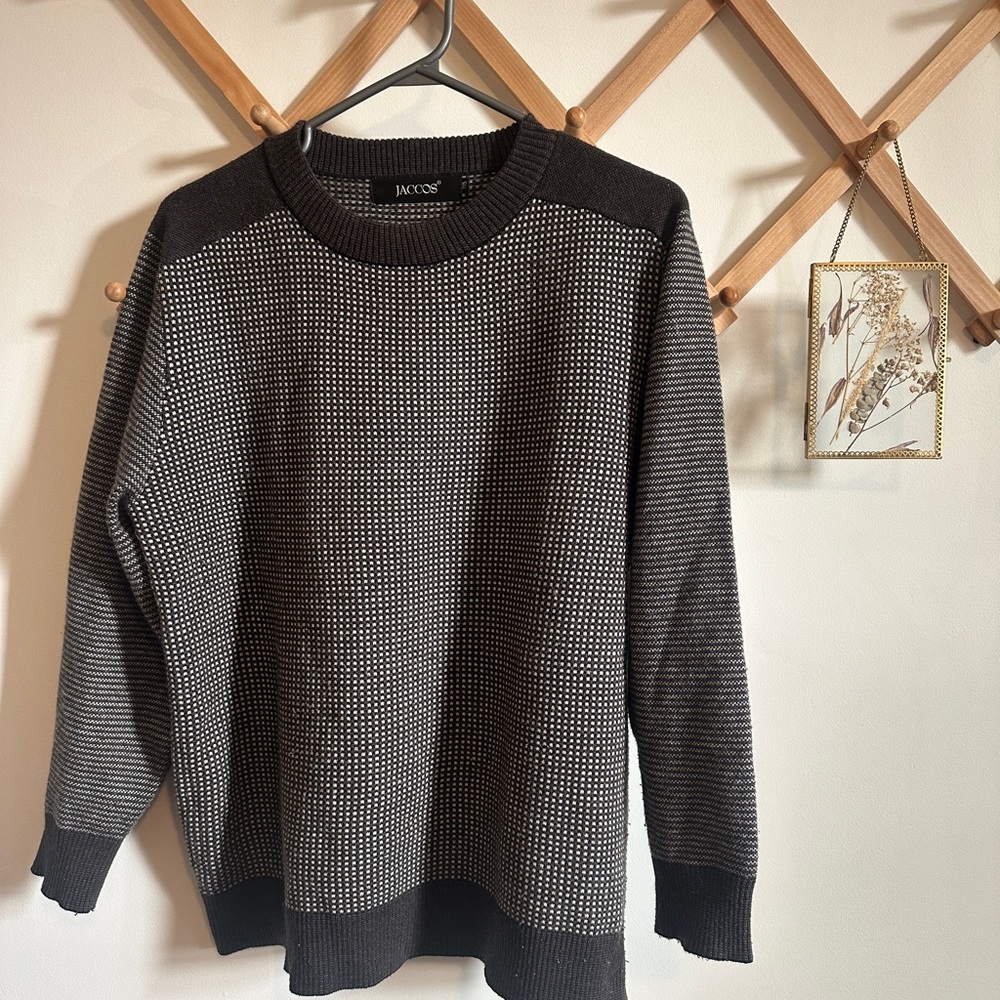 Black and Gray Crewneck Sweater with Ribbed Trim